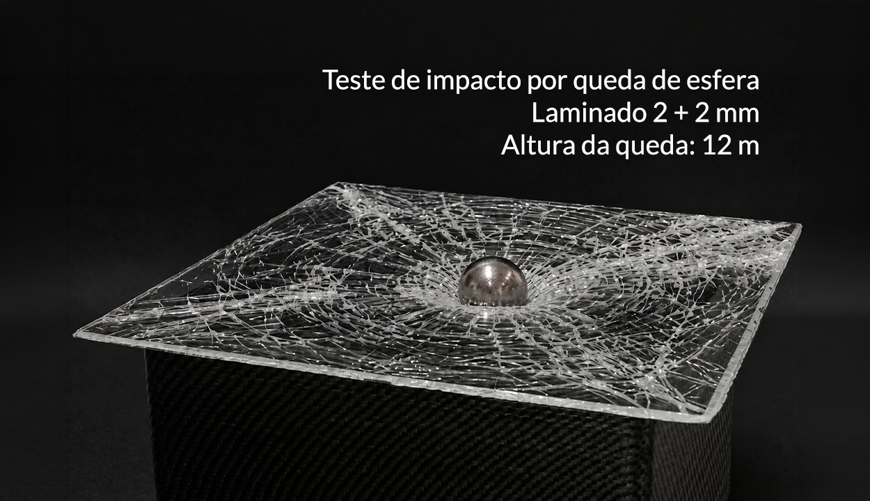 Pesquisa desenvolve vidro fino em versão laminada para aplicação em fachadas
